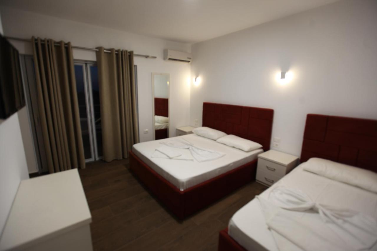 Hotel Riviera Борш Екстер'єр фото
