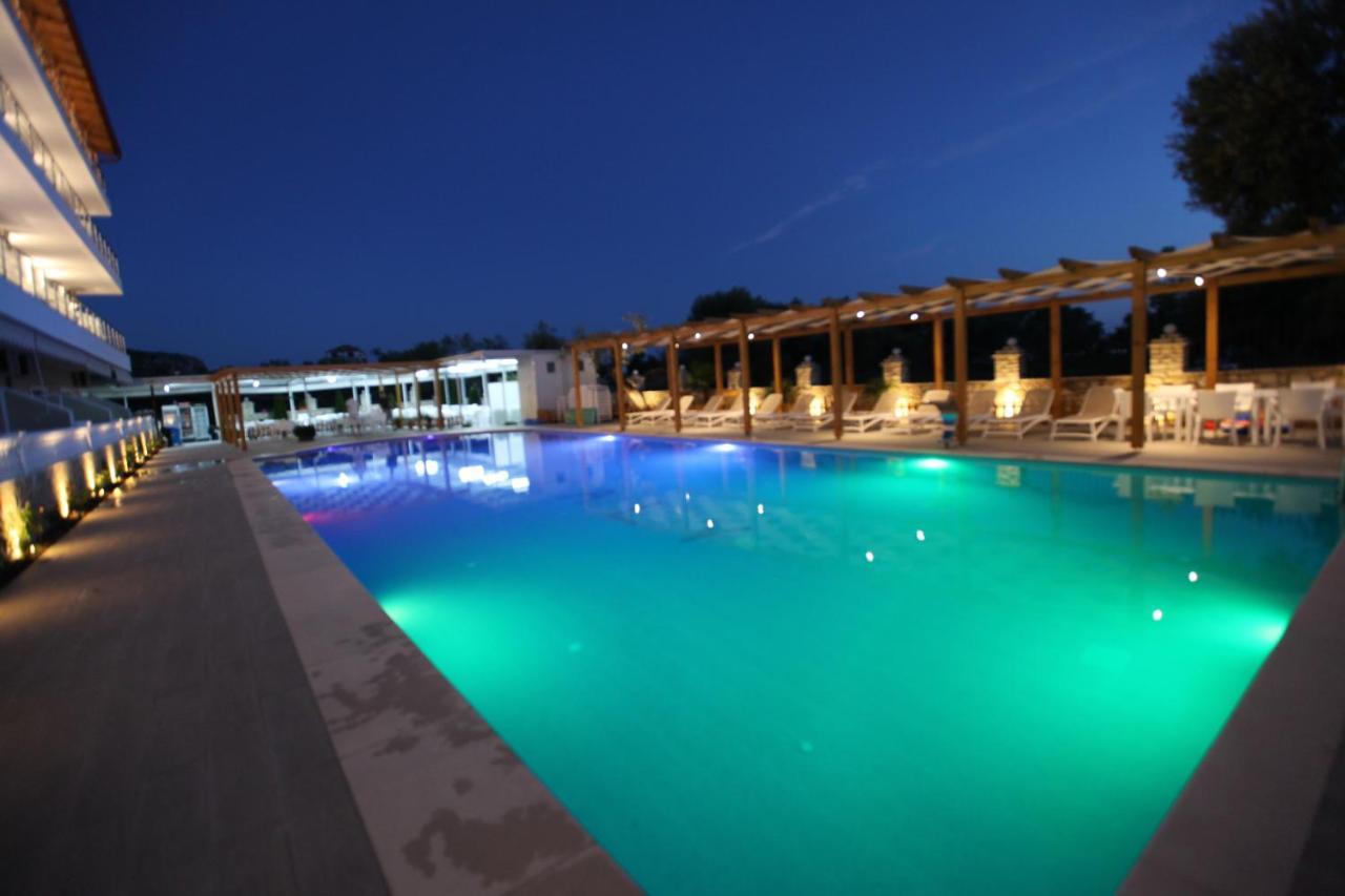 Hotel Riviera Борш Екстер'єр фото