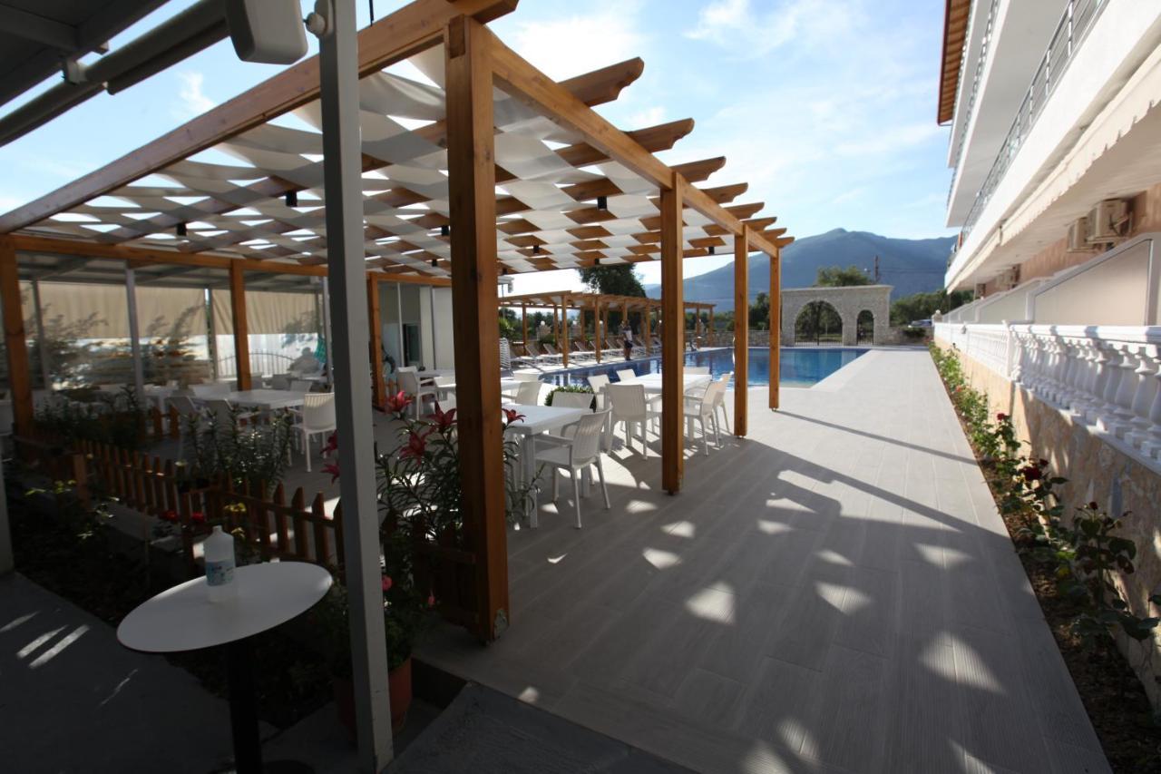 Hotel Riviera Борш Екстер'єр фото