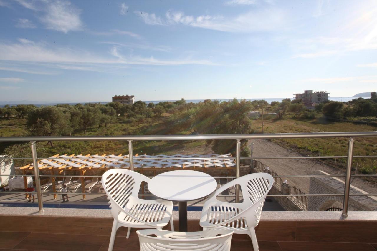 Hotel Riviera Борш Екстер'єр фото