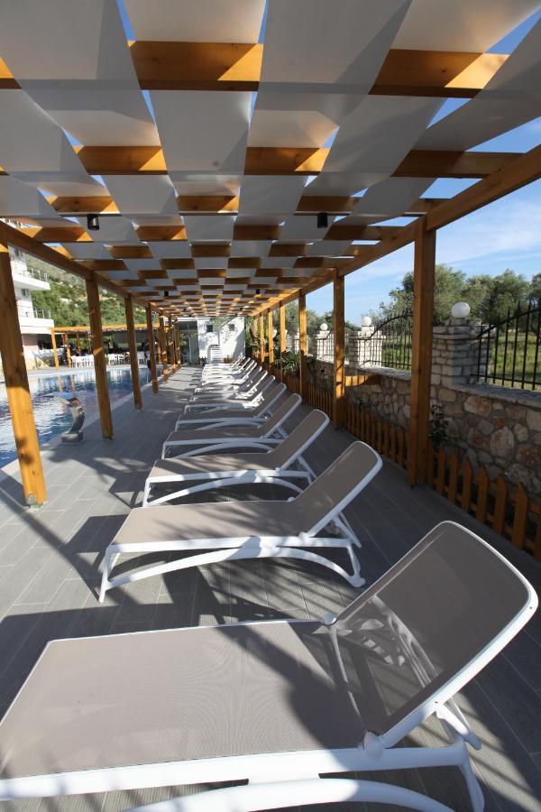Hotel Riviera Борш Екстер'єр фото