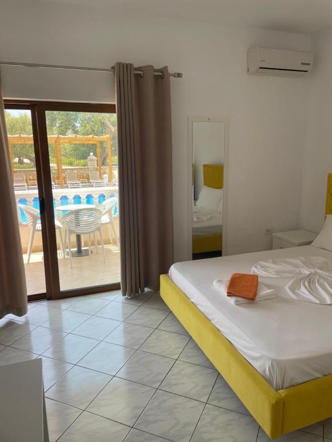 Hotel Riviera Борш Екстер'єр фото